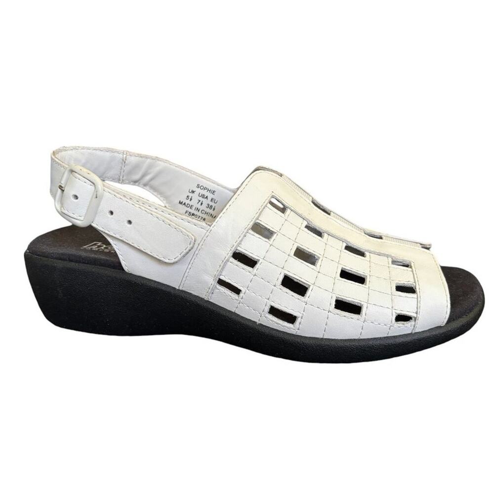 NEW IN BOX HOTTER Sophie White Leather Wedge Sandals Open toe Back strap SZ 7.5